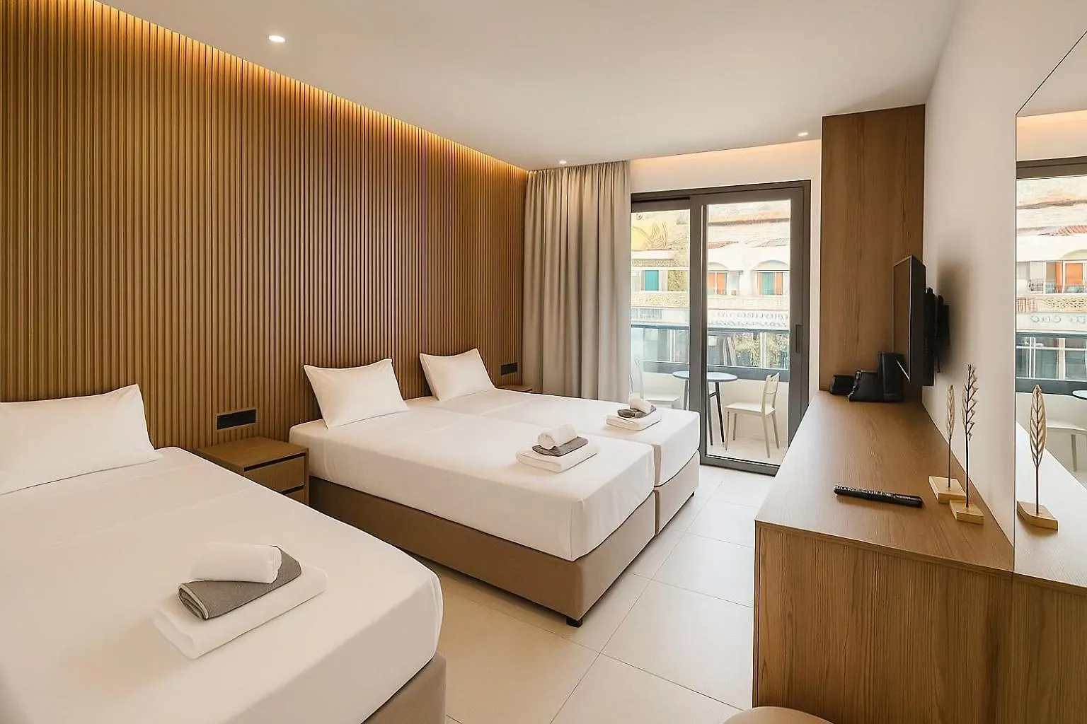 Noa Suites - Sun Plaza Collection - Adults Only Ayia Napa